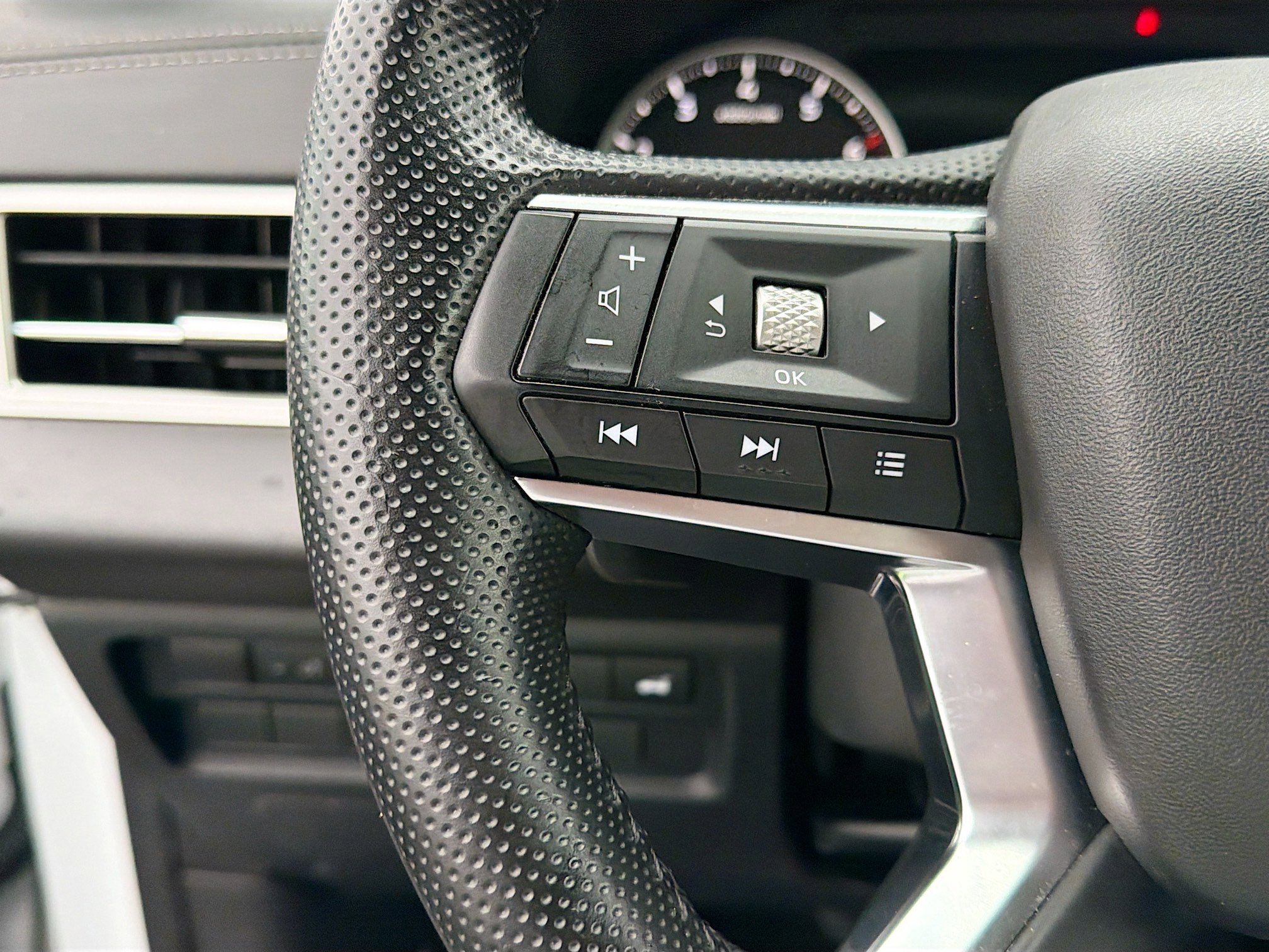 Used 2022 Mitsubishi Outlander SE AWD/4WD image 36