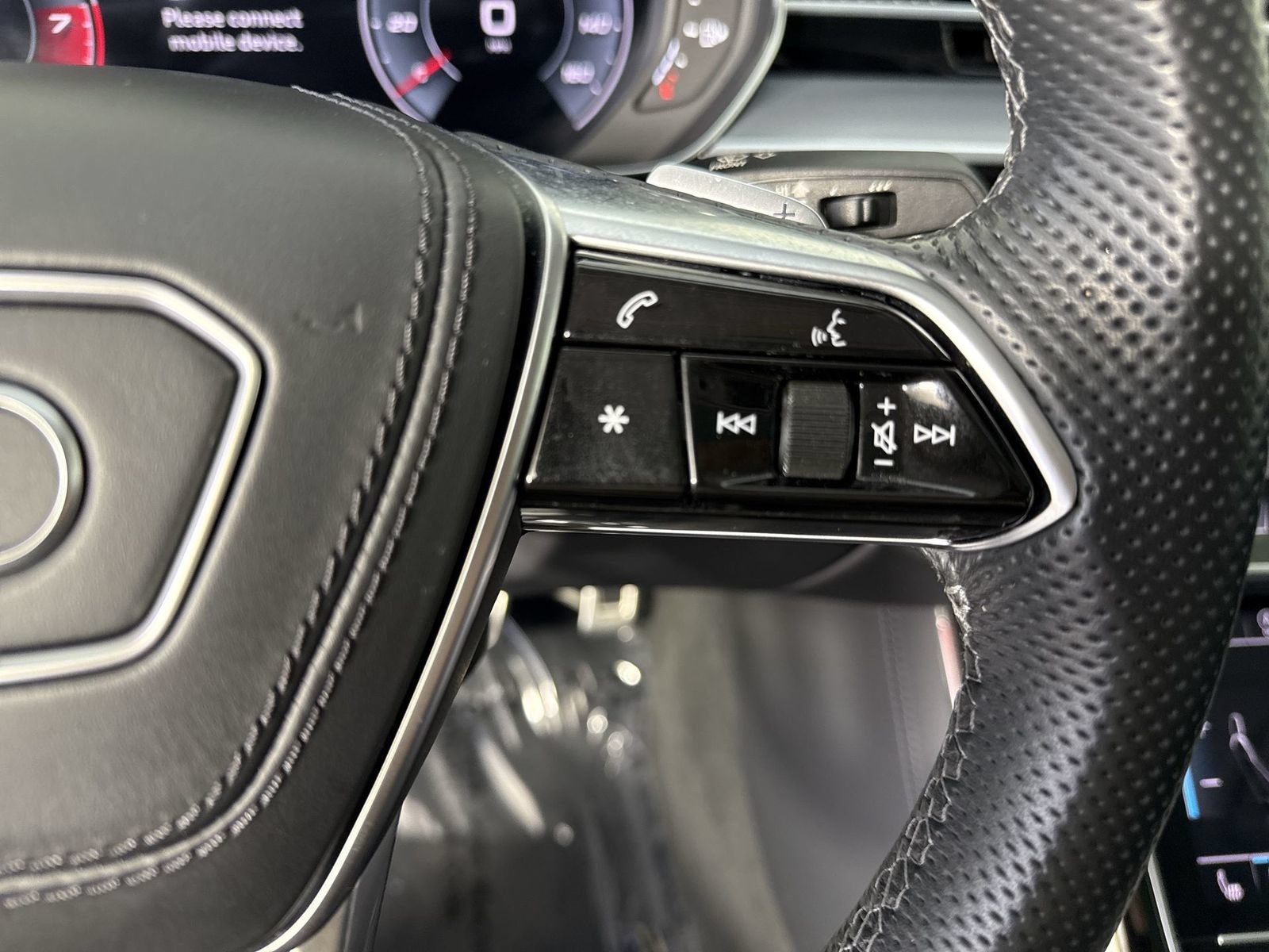 Used 2023 Audi S8 w/ S8 Executive Package AWD/4WD image 14