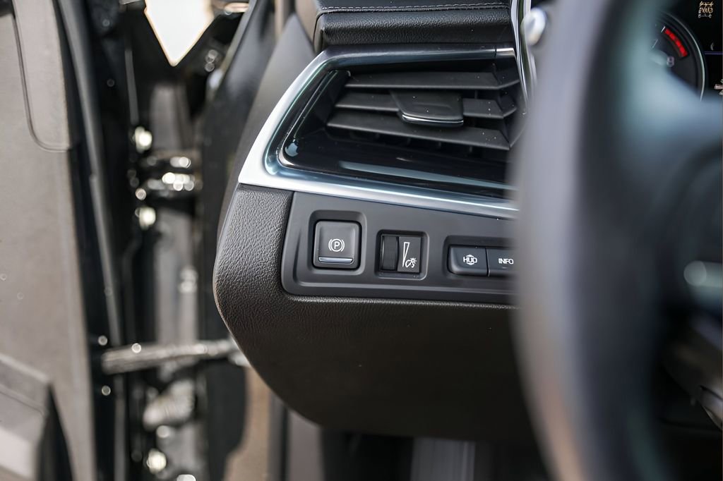 Certified 2023 Cadillac XT6 Sport w/ Technology Package image 15