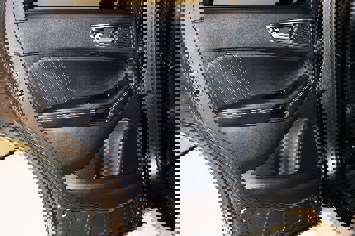 Used 2019 Ford Edge ST w/ Cold Weather Package image 49