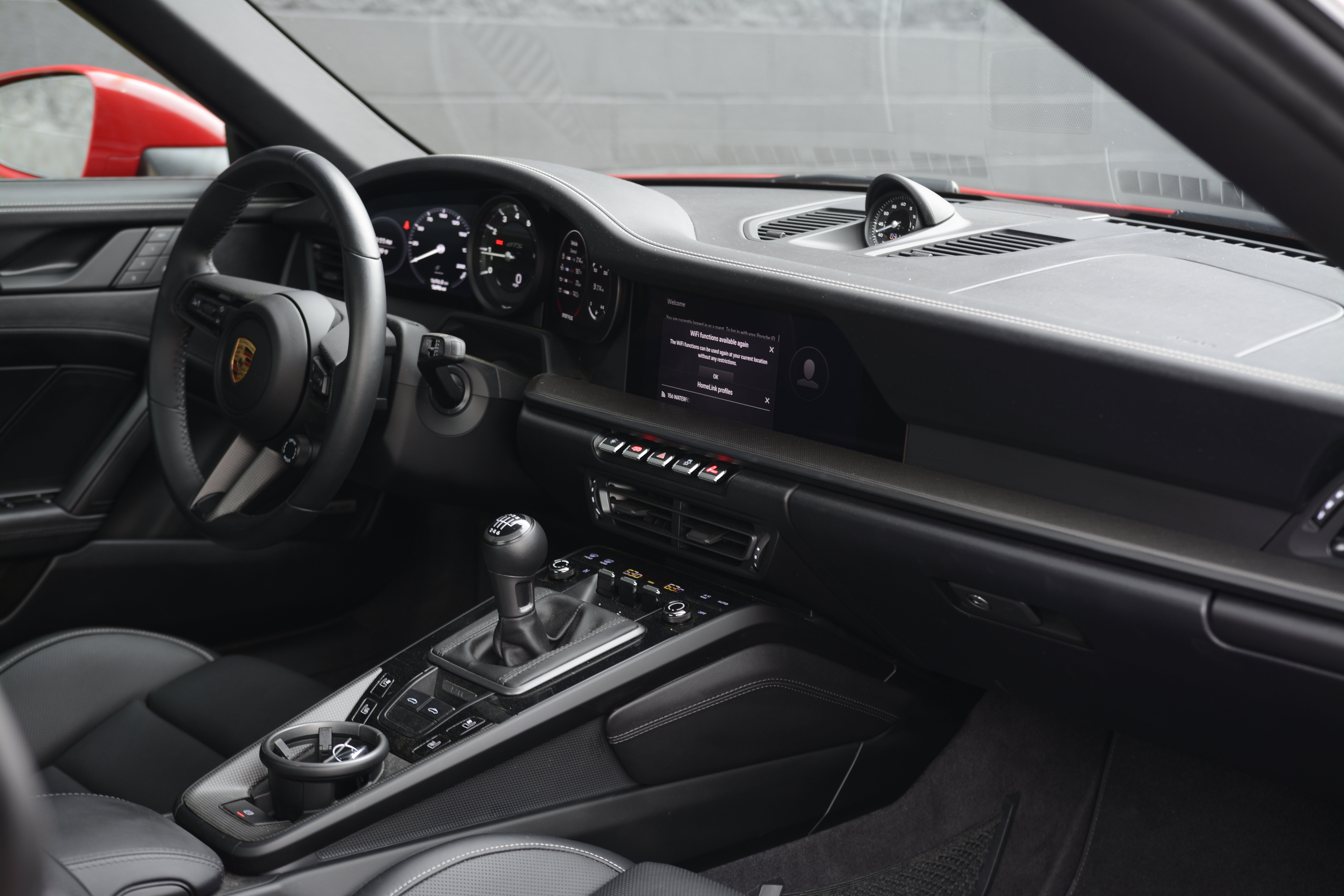 Certified 2024 Porsche 911 Targa 4 GTS AWD/4WD image 26