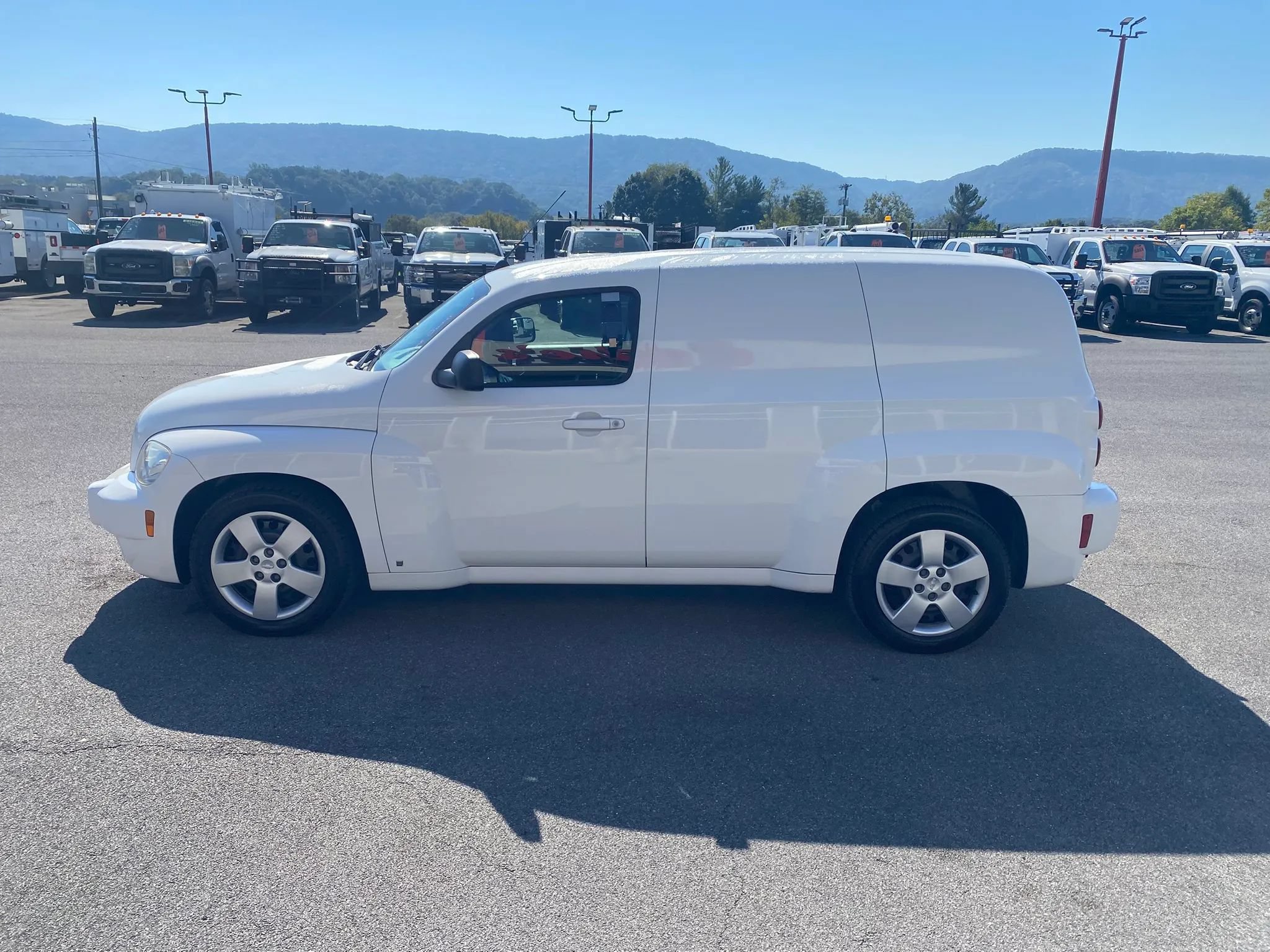 Used 2009 Chevrolet HHR LS FWD image 5