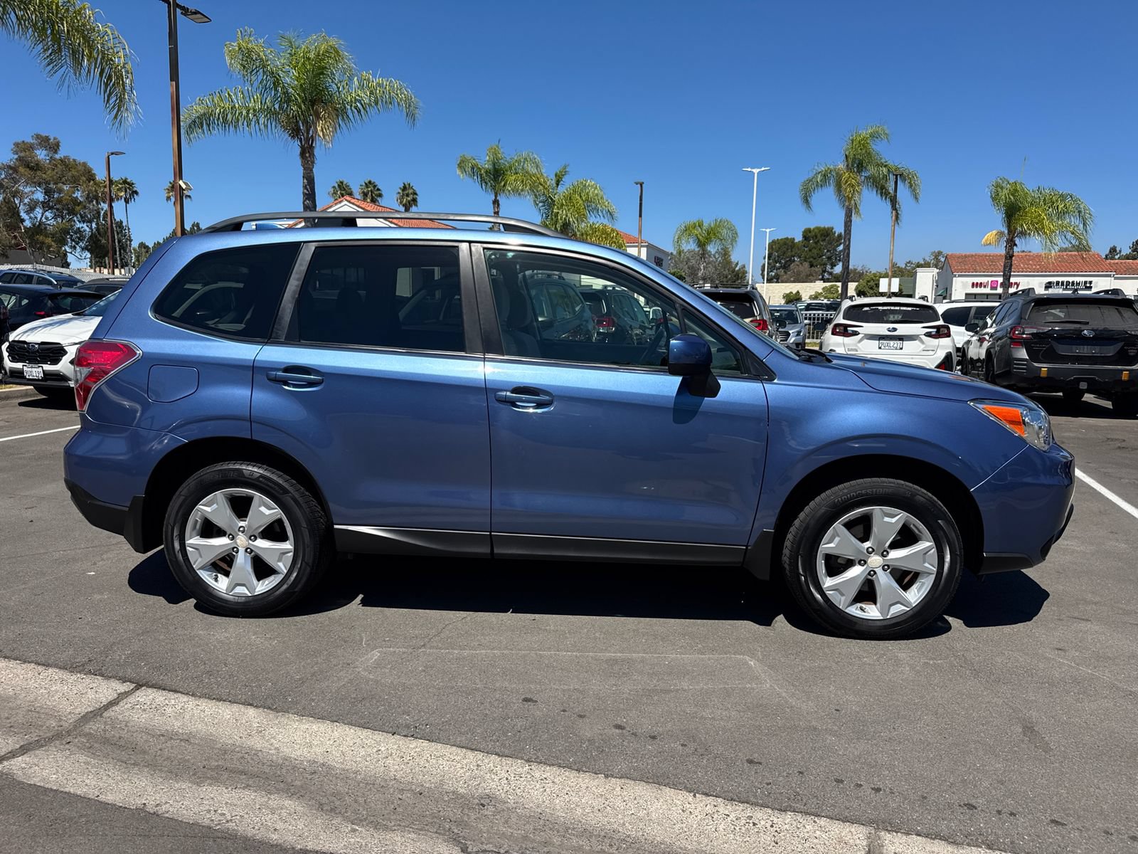 Used 2016 Subaru Forester 2.5i Premium AWD/4WD image 5