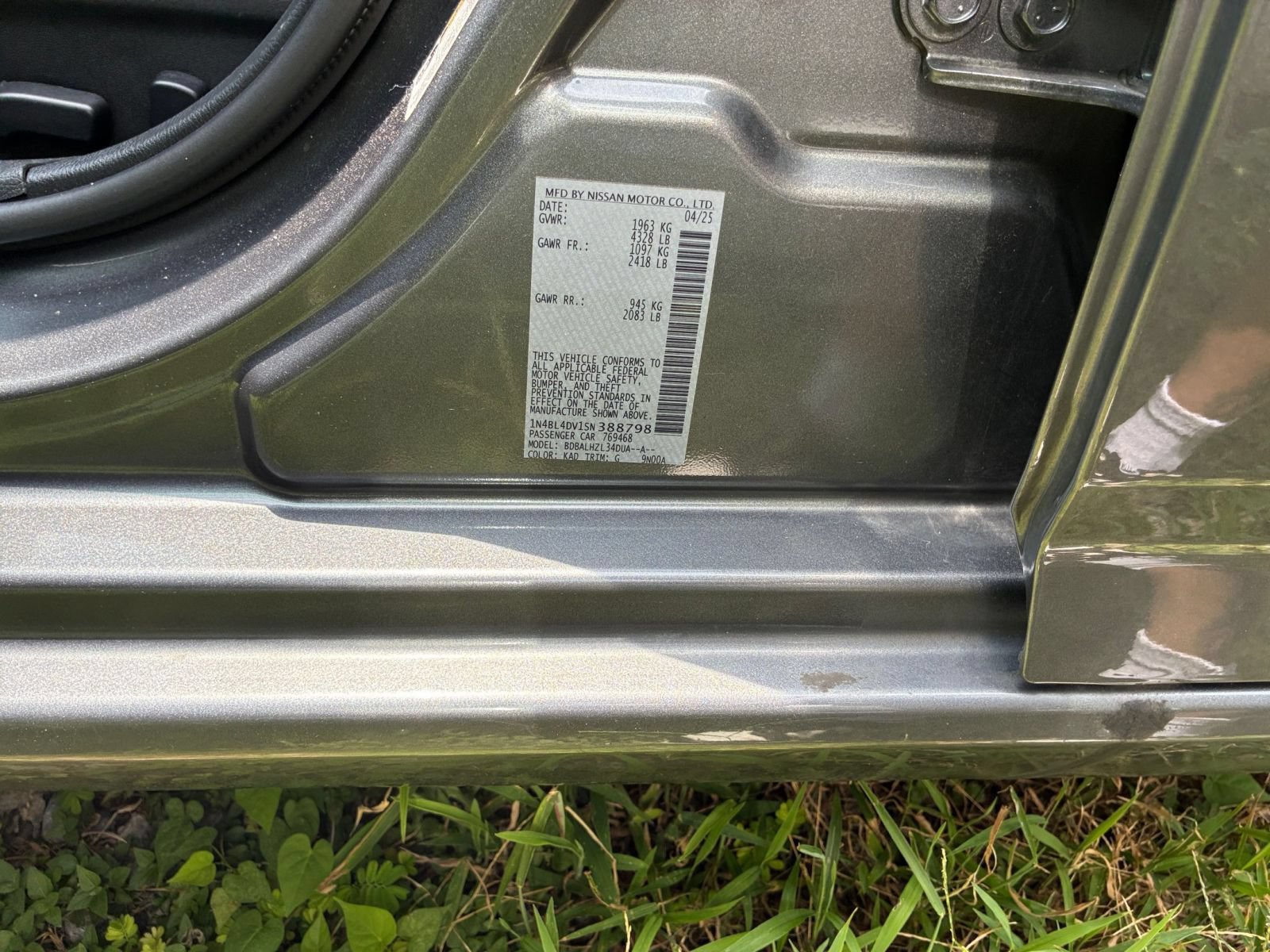 Used 2025 Nissan Altima 2.5 SV FWD image 28