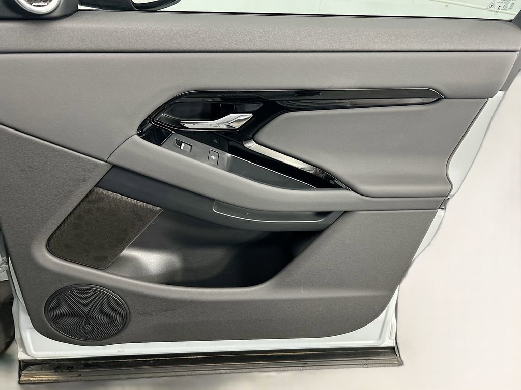 Certified 2025 Land Rover Range Rover Evoque S image 24