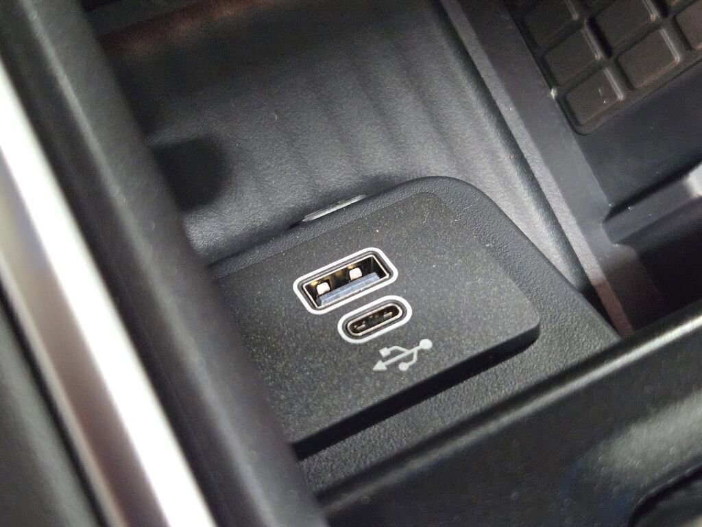 New 2025 Ford Expedition Active image 32