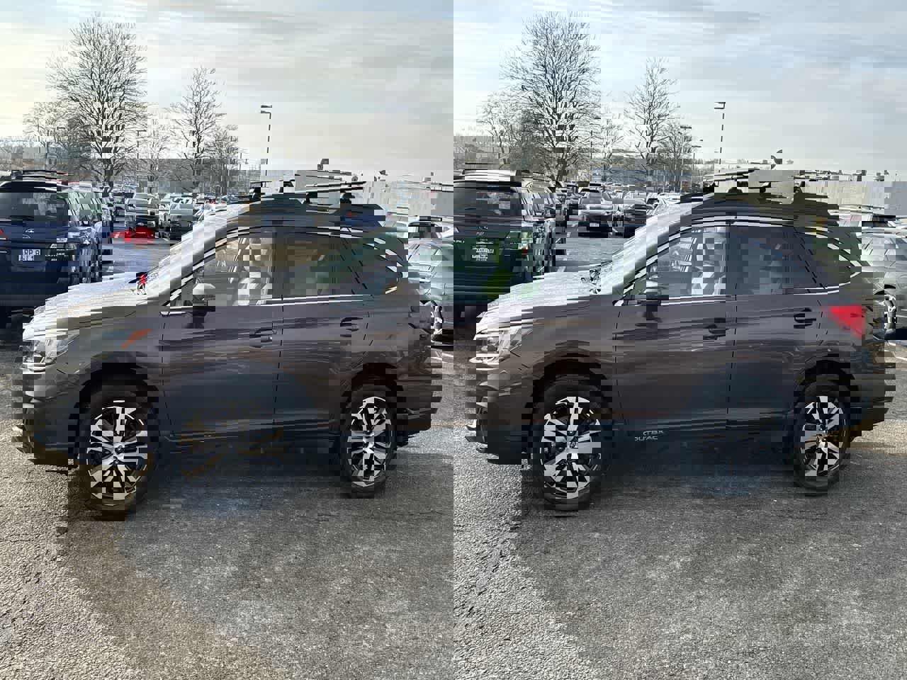 Used 2019 Subaru Outback 2.5i Limited w/ Popular Package #2 image 3