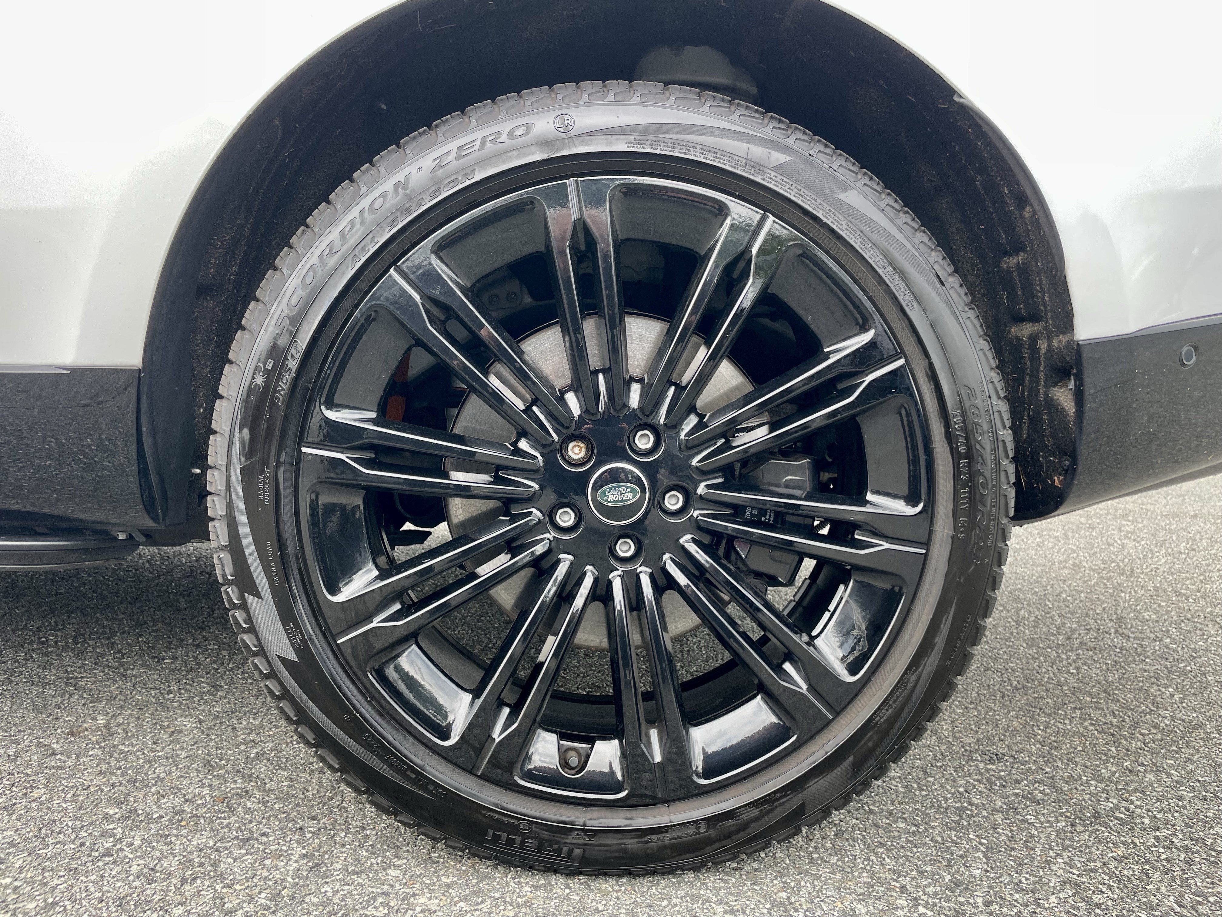 Certified 2023 Land Rover Range Rover Long Wheelbase Autobiography AWD/4WD image 10