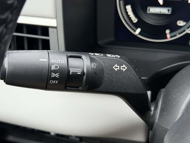 Used 2023 Mitsubishi Outlander SEL image 15