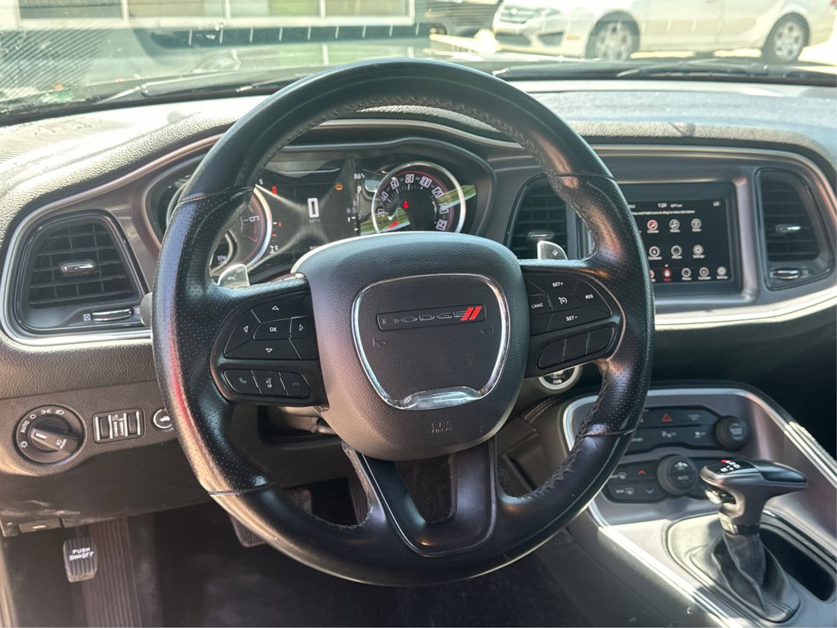 Used 2022 Dodge Challenger GT image 14