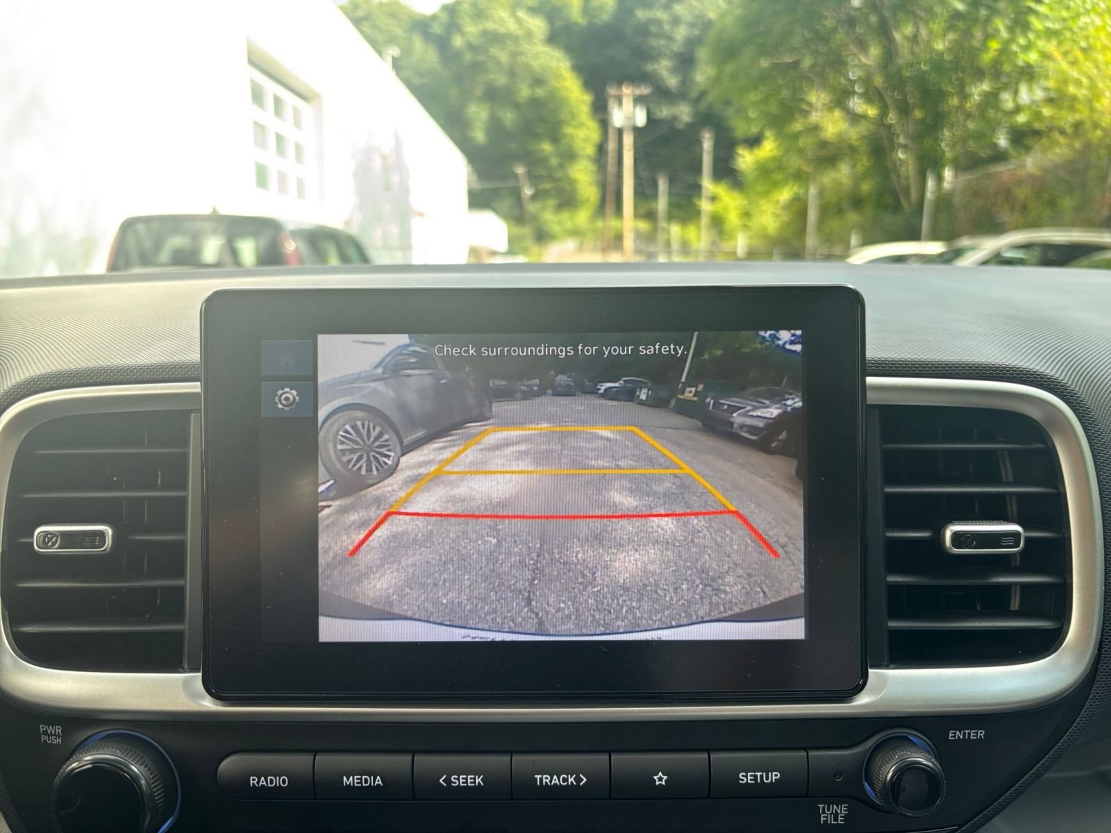 Used 2026 Hyundai Venue SEL FWD image 21