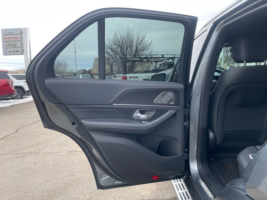Used 2024 Mercedes-Benz GLE 350 4MATIC image 16