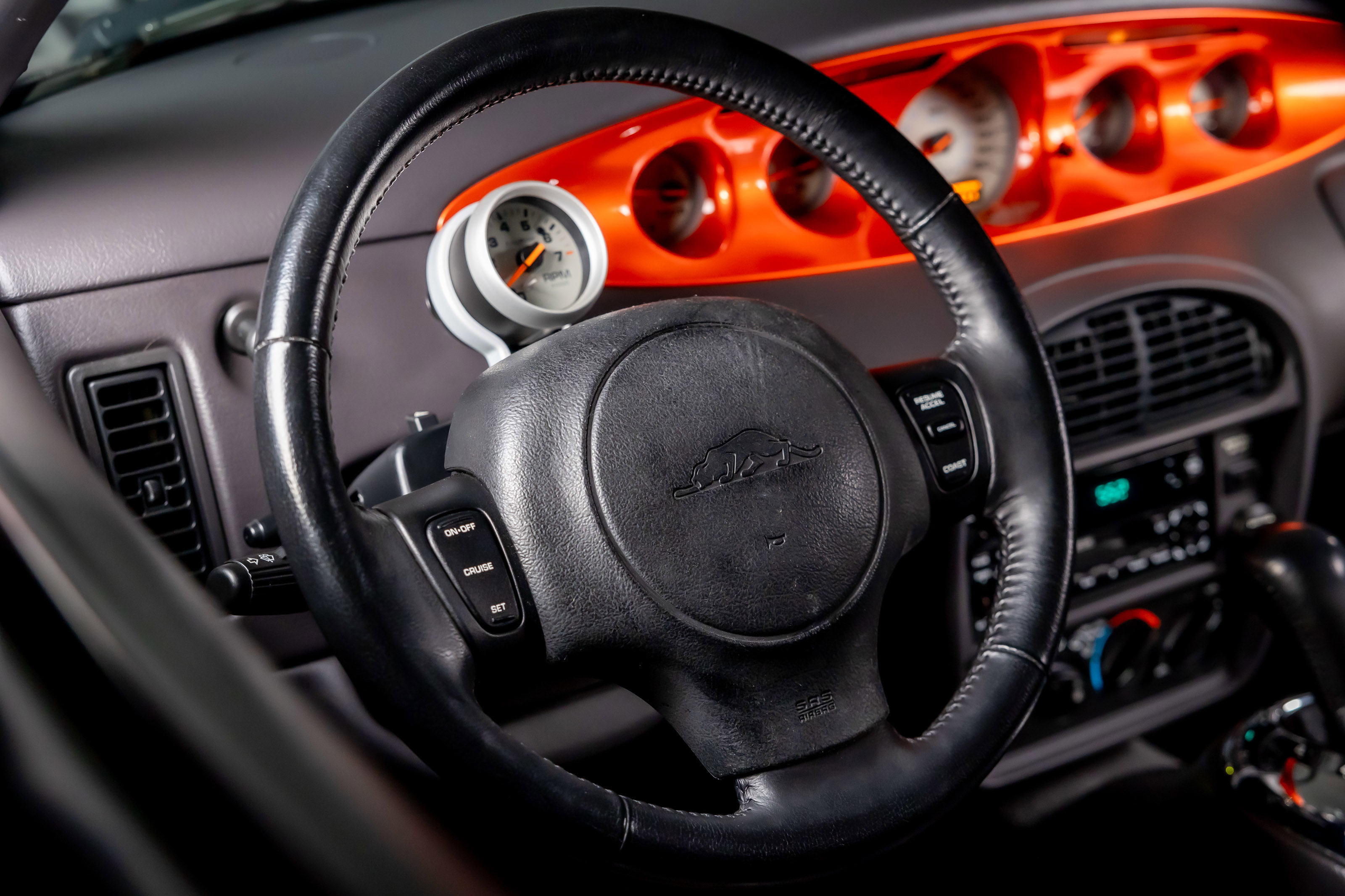 Used 2001 Chrysler Prowler image 16