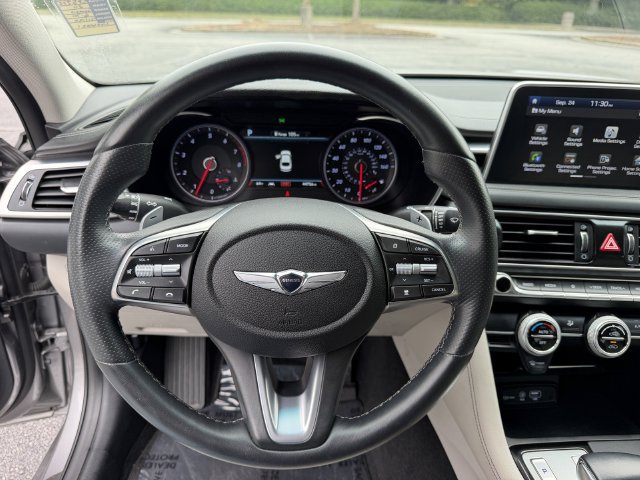 Used 2020 Genesis G70 2.0T RWD image 14