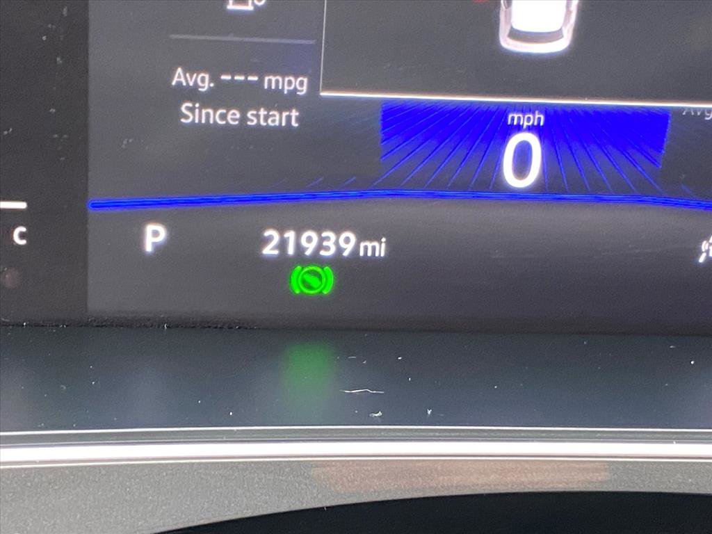 Certified 2023 Volkswagen Tiguan SE w/ Panoramic Sunroof Package image 15