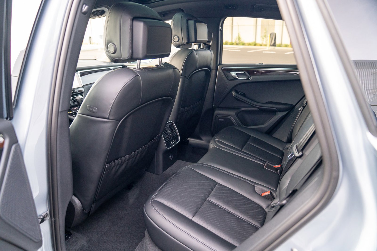 New 2026 Porsche Macan S image 23