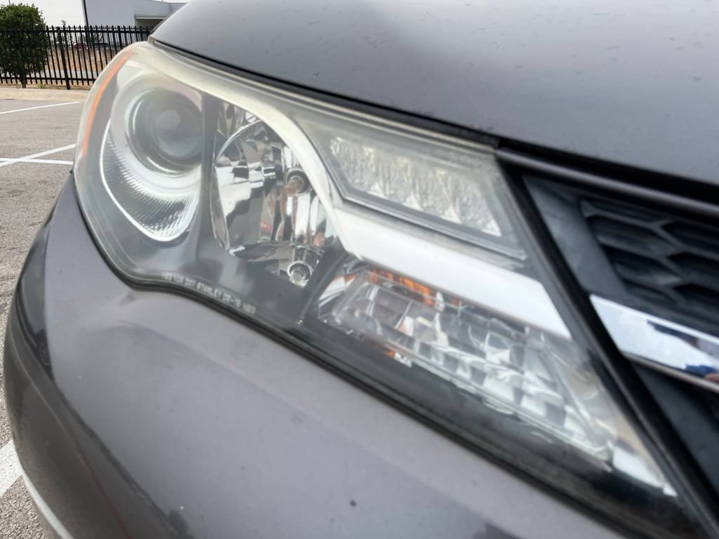 Used 2015 Toyota RAV4 XLE FWD image 14