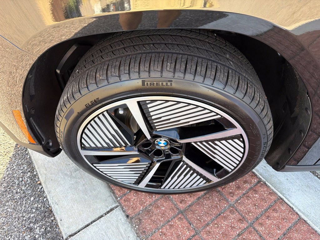 New 2027 BMW iX3 50 xDrive AWD/4WD image 9