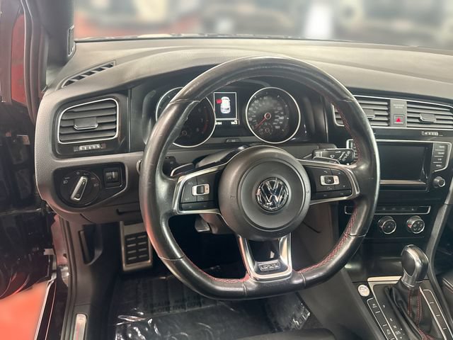 Used 2015 Volkswagen GTI SE FWD image 12