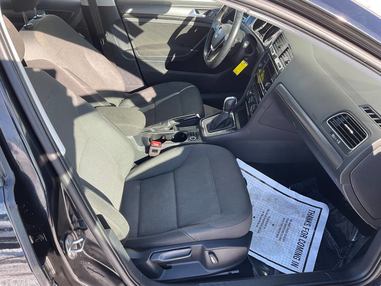 Used 2019 Volkswagen Golf S image 20