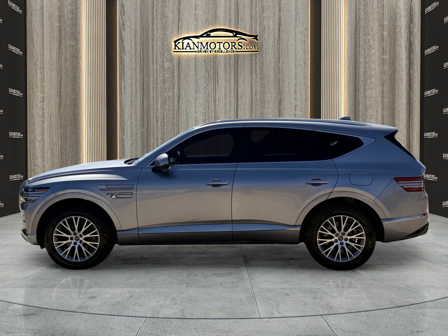 Used 2024 Genesis GV80 2.5T AWD/4WD image 4