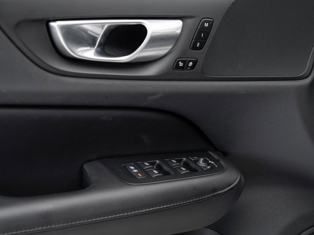 Used 2024 Volvo S60 B5 Plus image 8