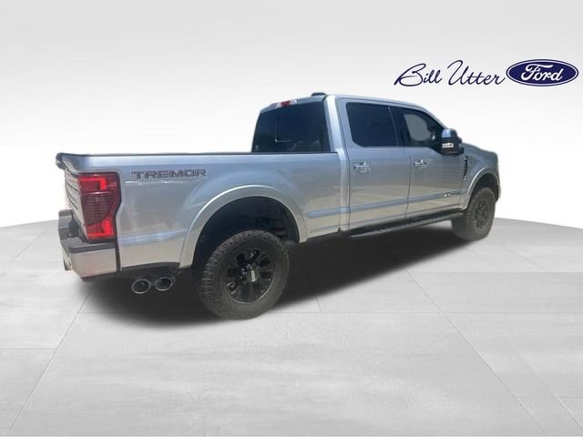 Certified 2022 Ford F250 Platinum w/ Tremor Off-Road Package AWD/4WD image 5