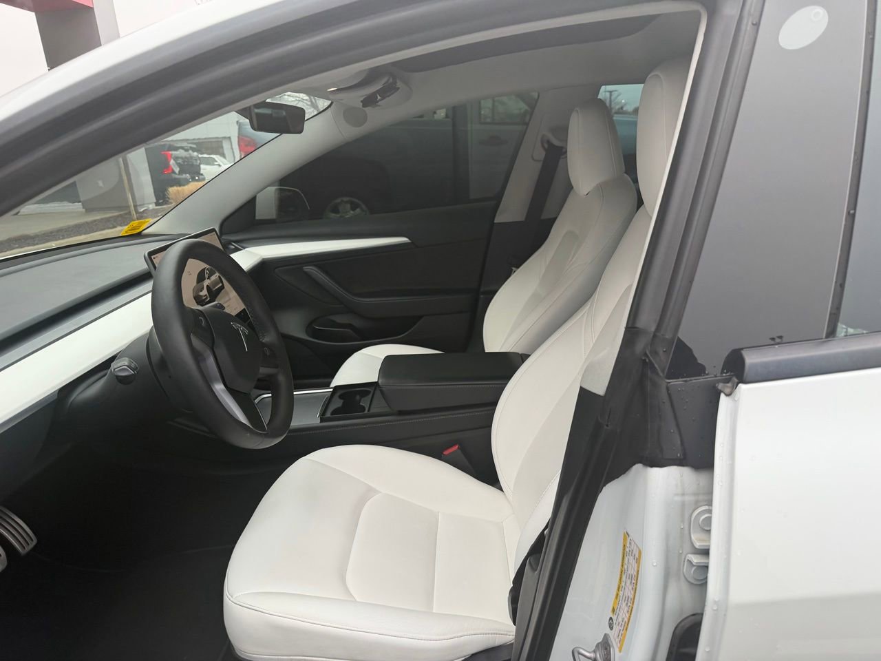 Used 2023 Tesla Model 3 Performance image 6