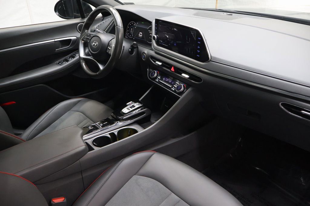 Used 2022 Hyundai Sonata SEL Plus image 11
