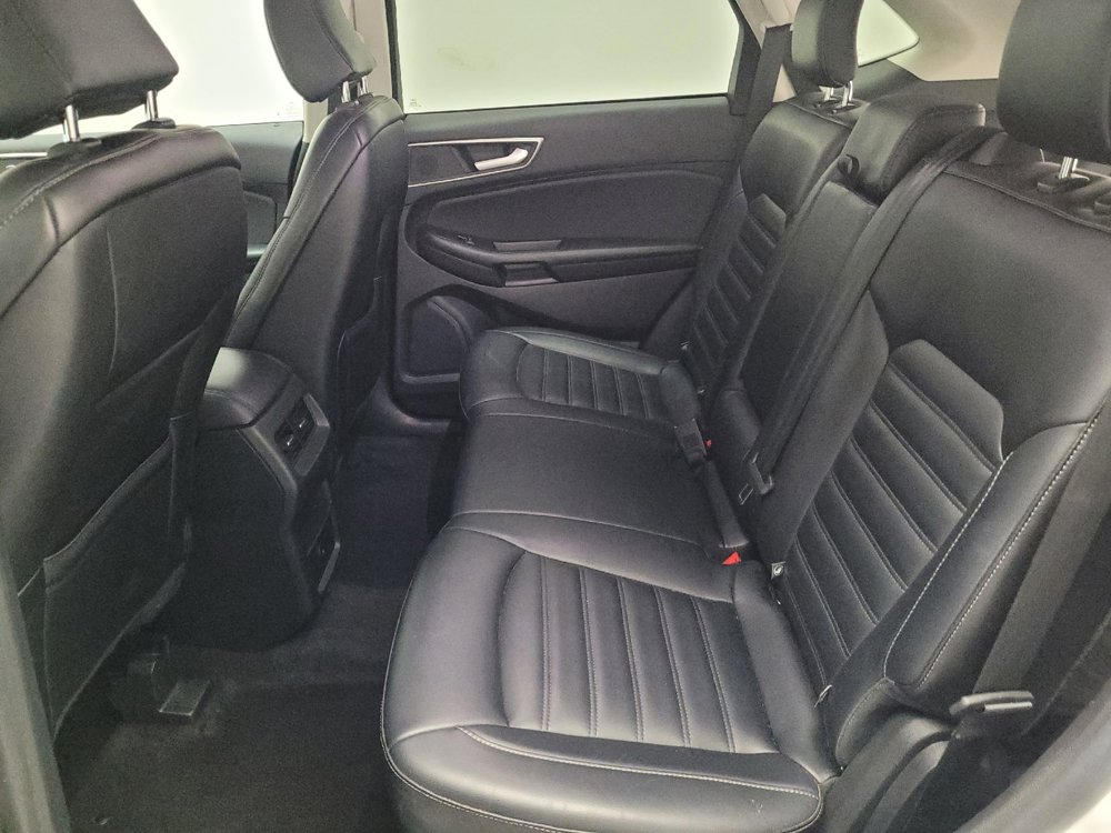 Used 2024 Ford Edge SEL image 18