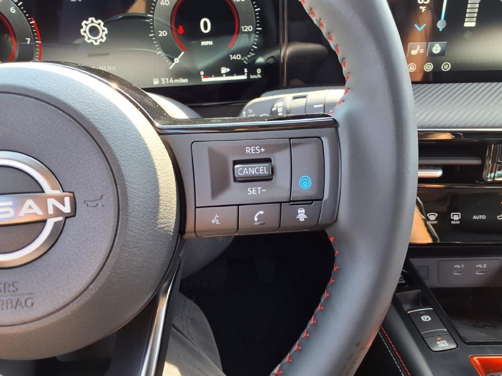 New 2027 Nissan Kicks SR w/ SR Premium Package AWD/4WD image 13