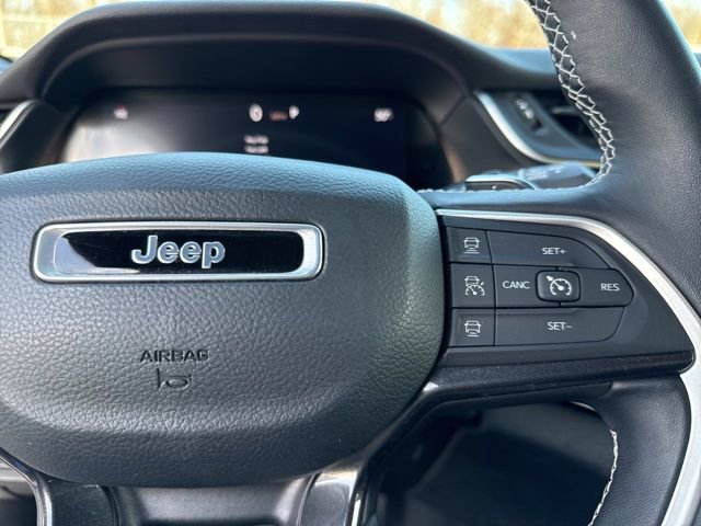 Used 2022 Jeep Grand Cherokee Altitude image 39