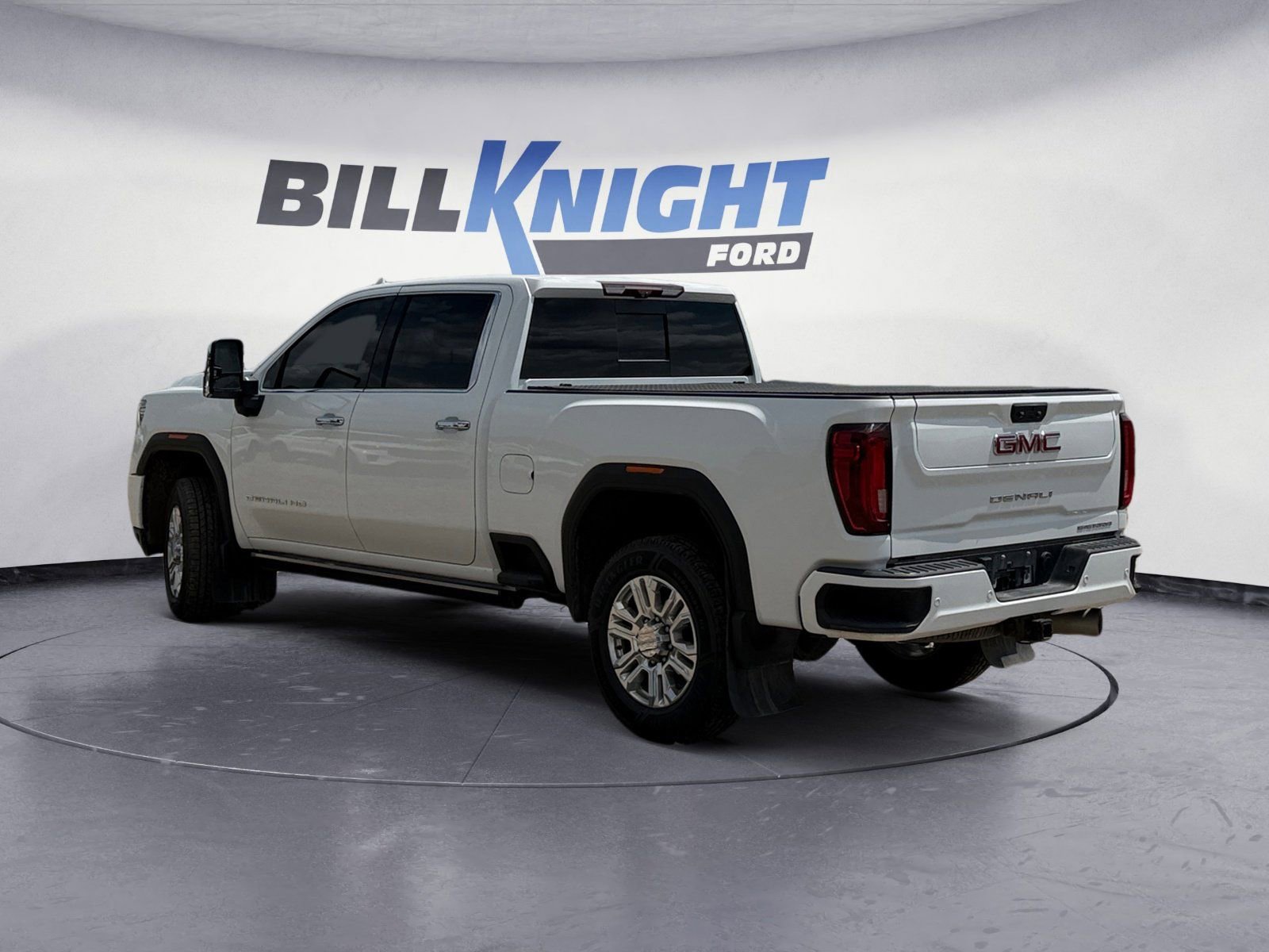 Used 2023 GMC Sierra 2500 Denali w/ Denali Ultimate Package AWD/4WD image 3
