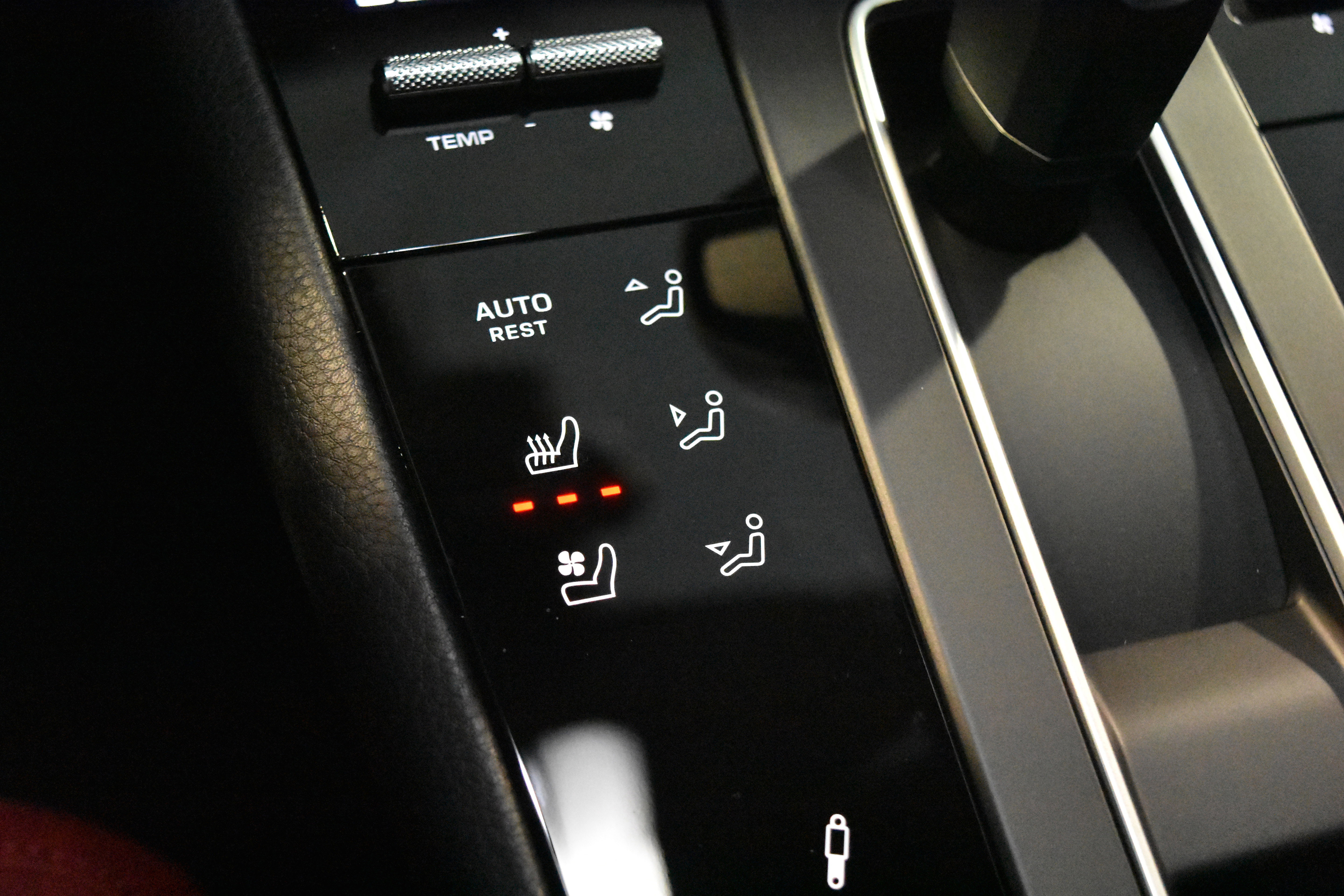 New 2026 Porsche Macan S image 16