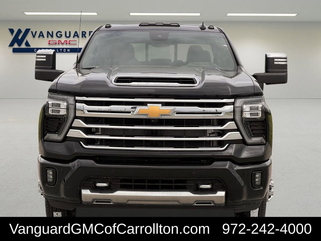 Used 2024 Chevrolet Silverado 3500 High Country w/ High Country Premium Package AWD/4WD image 9