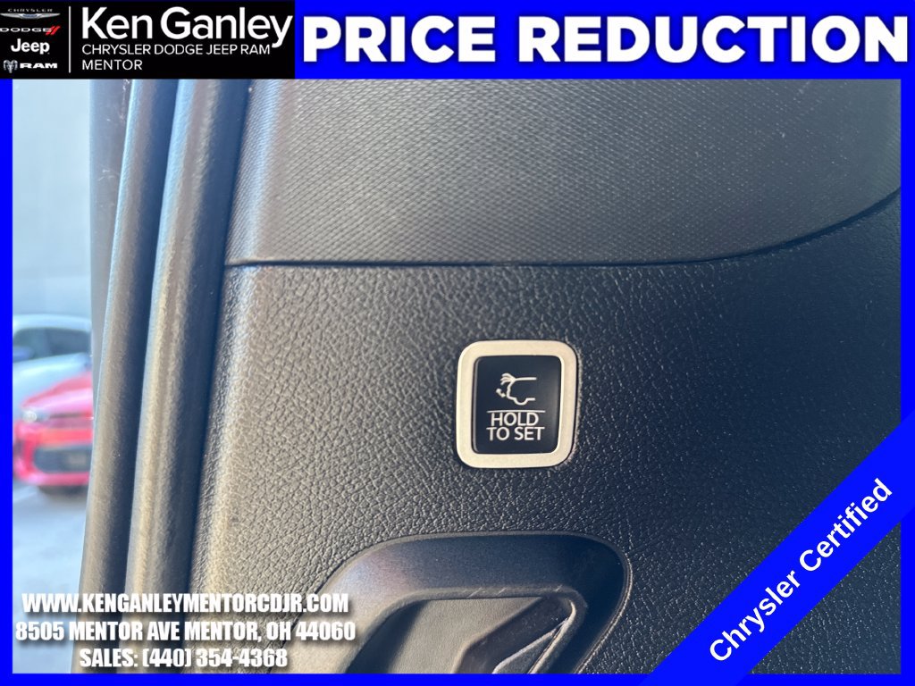 Used 2024 Jeep Wagoneer 4WD image 12