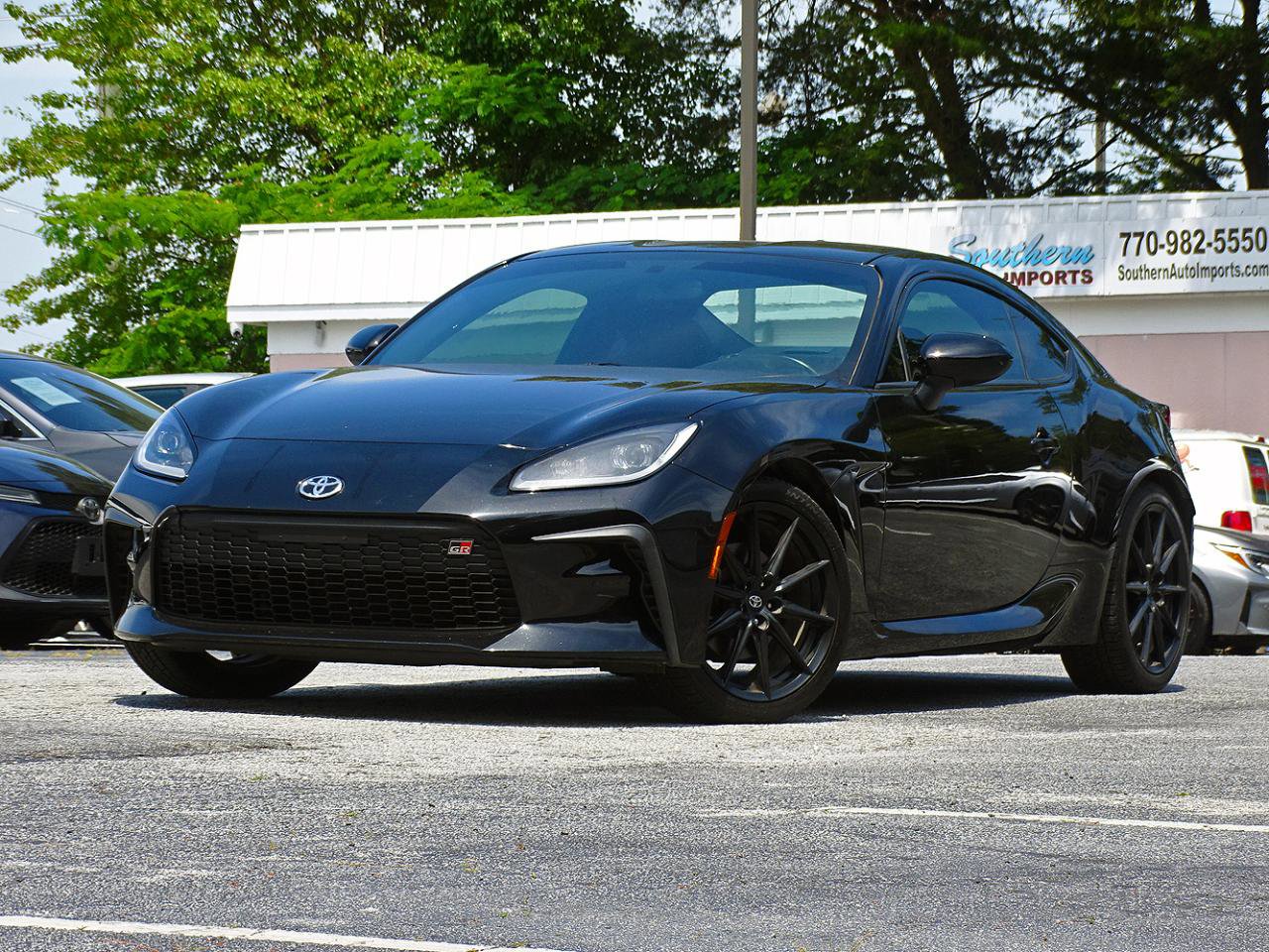 Used 2023 Toyota GR86 Premium RWD image 2