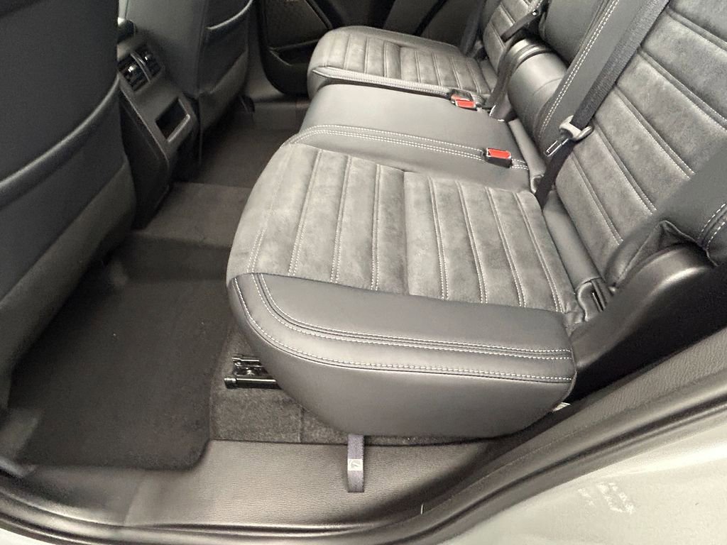 New 2026 Mitsubishi Outlander SE FWD image 29