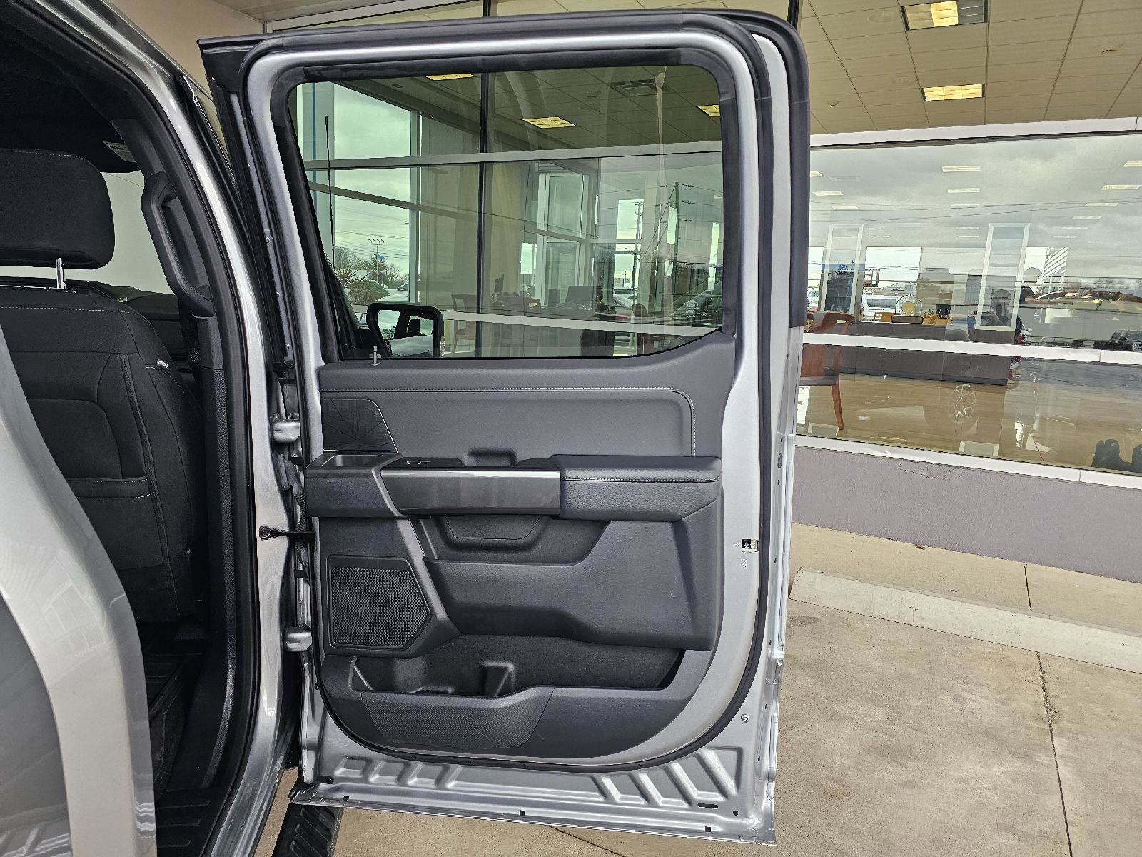 Used 2023 Ford F150 XLT w/ Equipment Group 302A High image 13