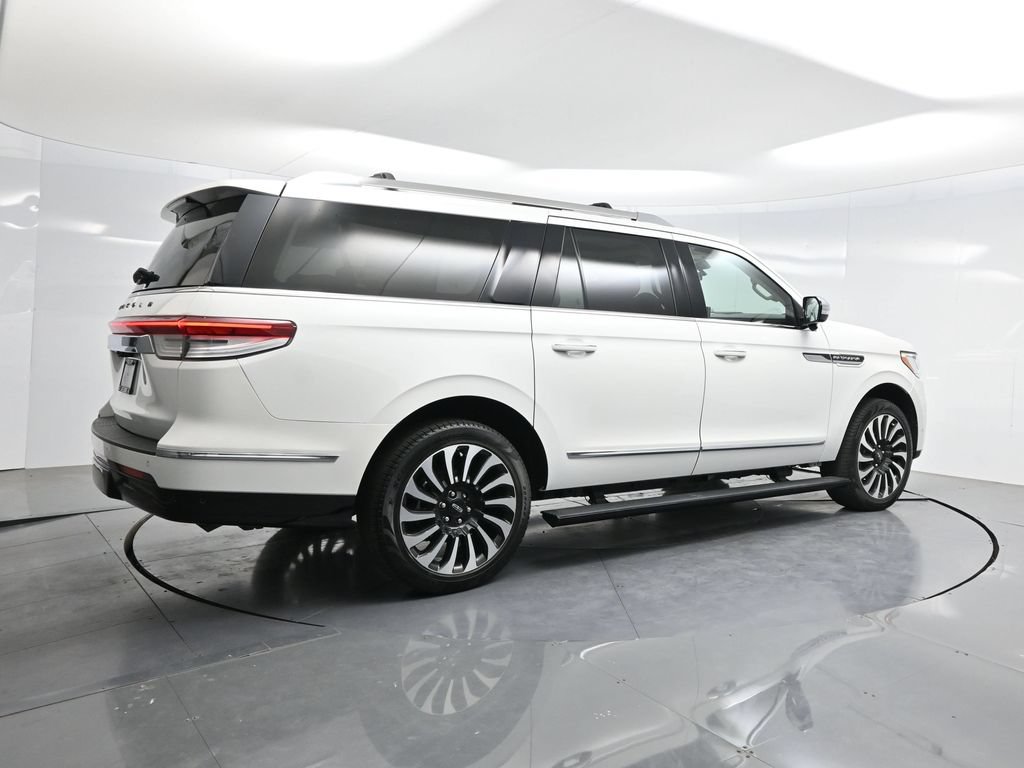 Used 2023 Lincoln Navigator L Black Label AWD/4WD image 53