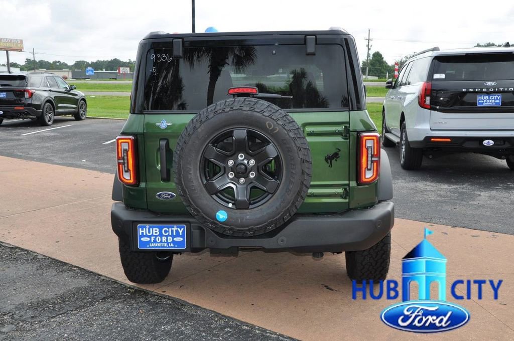 New 2025 Ford Bronco Outer Banks image 4