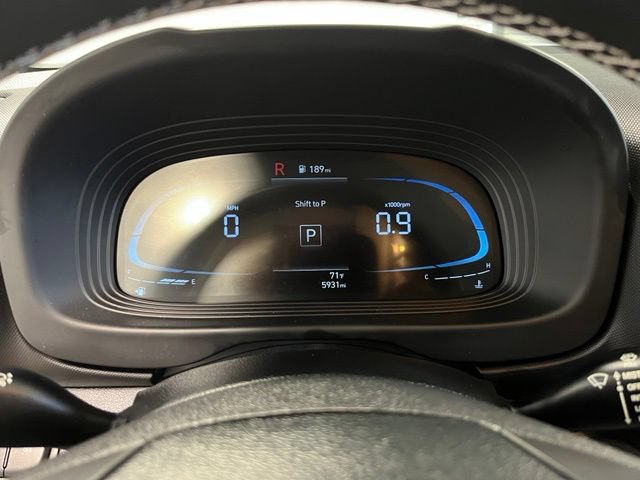 Used 2025 Hyundai Venue Limited FWD image 26