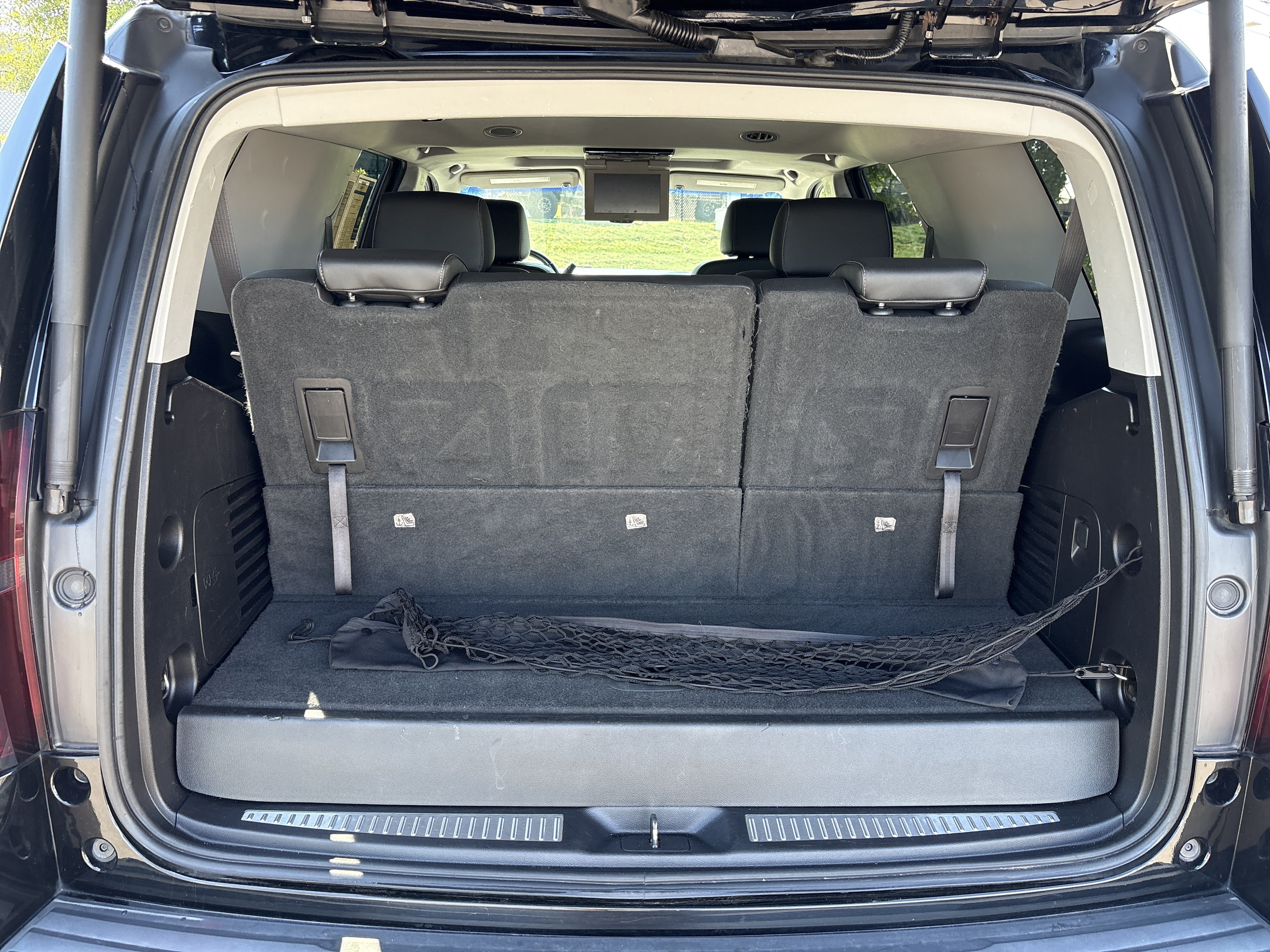Used 2018 Chevrolet Tahoe LT AWD/4WD image 35
