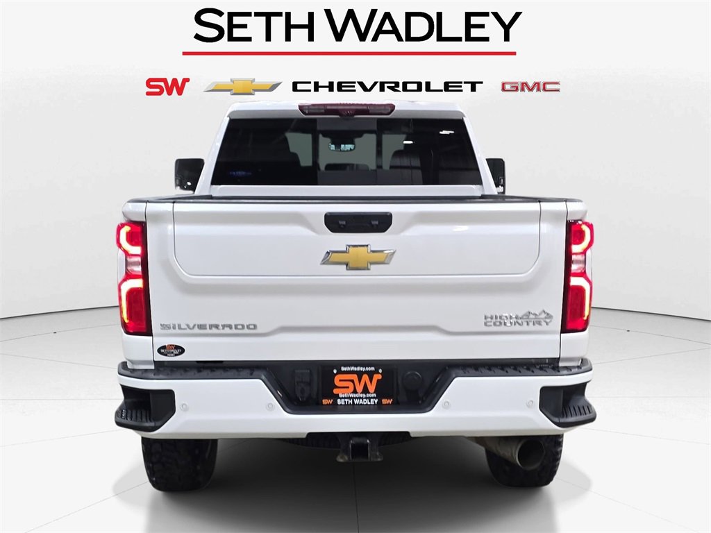Used 2024 Chevrolet Silverado 2500 High Country w/ High Country Premium Package image 6