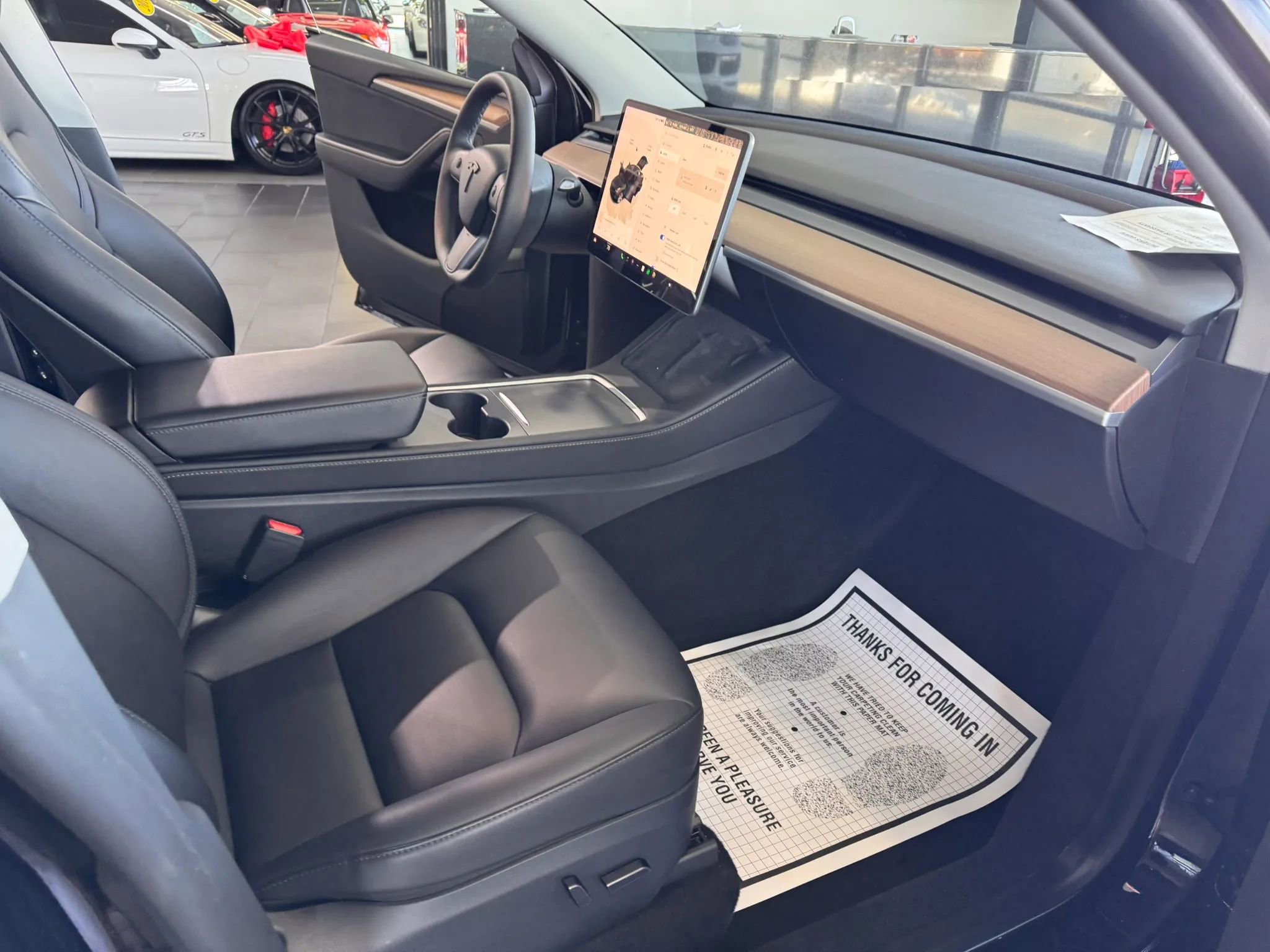 Used 2023 Tesla Model Y Long Range image 12