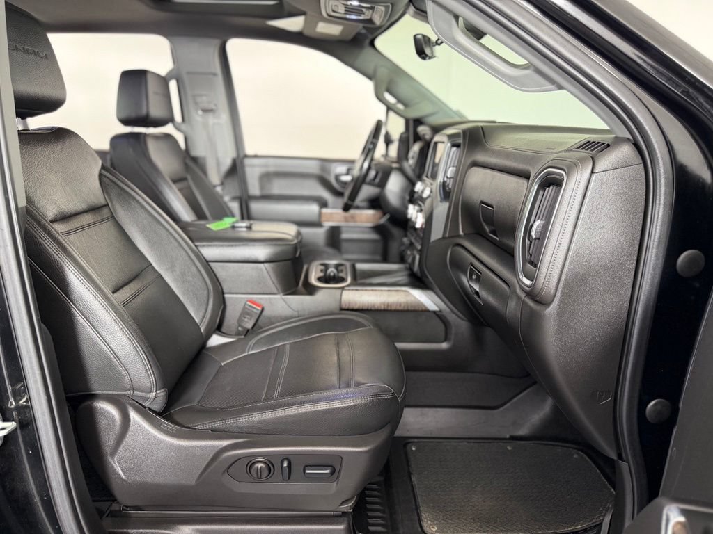 Certified 2023 GMC Sierra 3500 Denali w/ Denali Ultimate Package AWD/4WD image 48