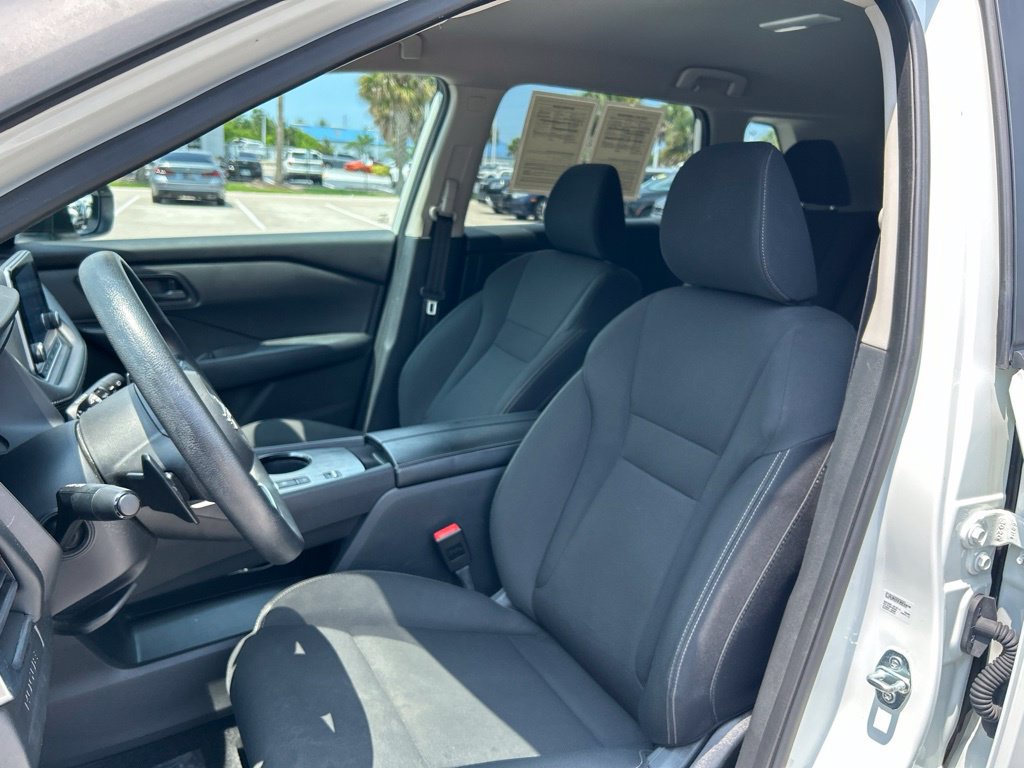 Certified 2024 Nissan Rogue S FWD image 20