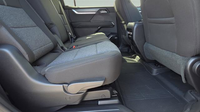 New 2026 GMC Acadia Elevation w/ Black Edition FWD image 19