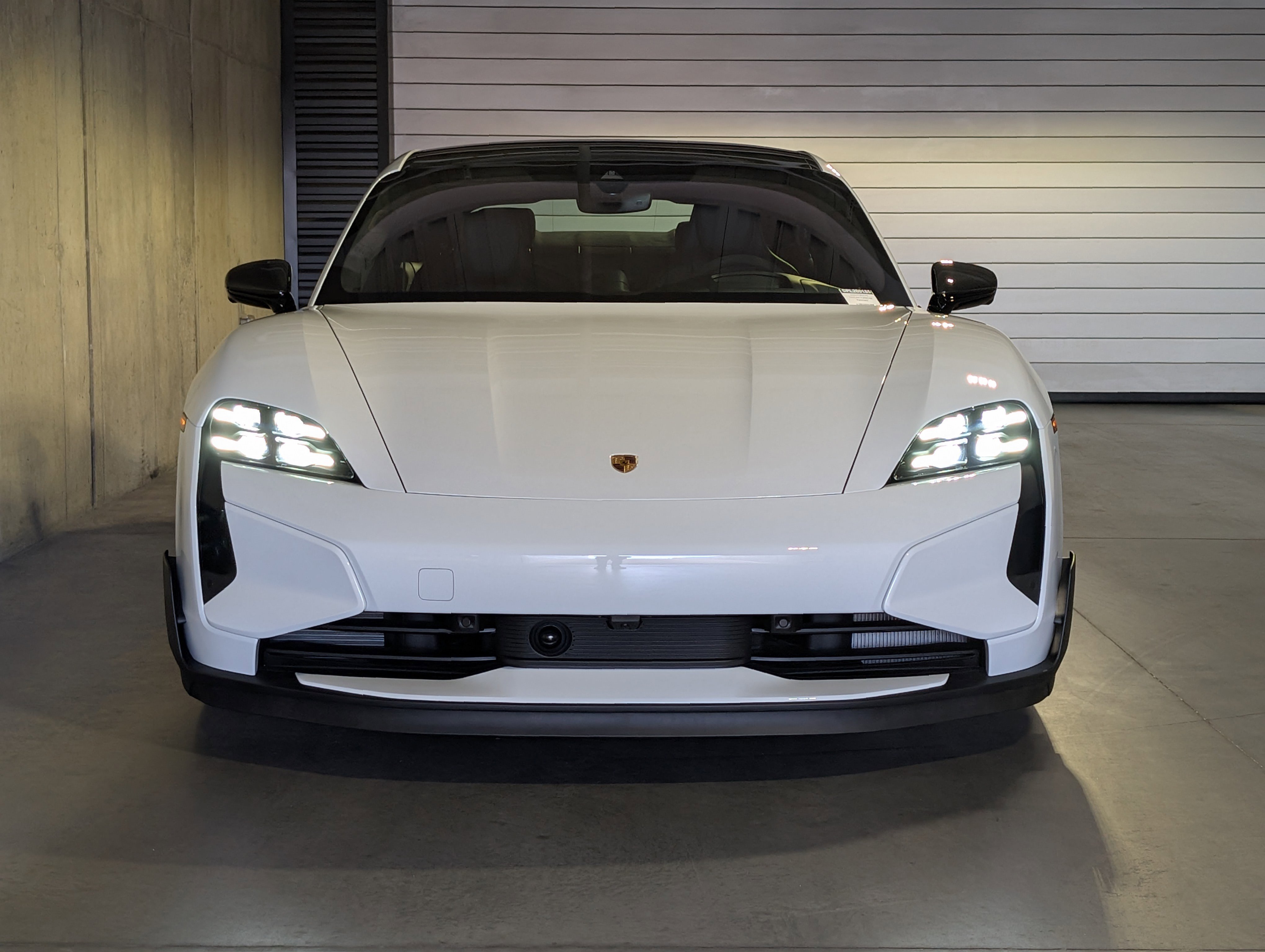 New 2026 Porsche Taycan Turbo GT image 12