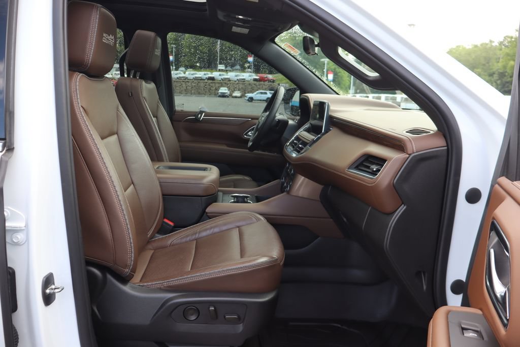 Used 2023 Chevrolet Tahoe High Country AWD/4WD image 22